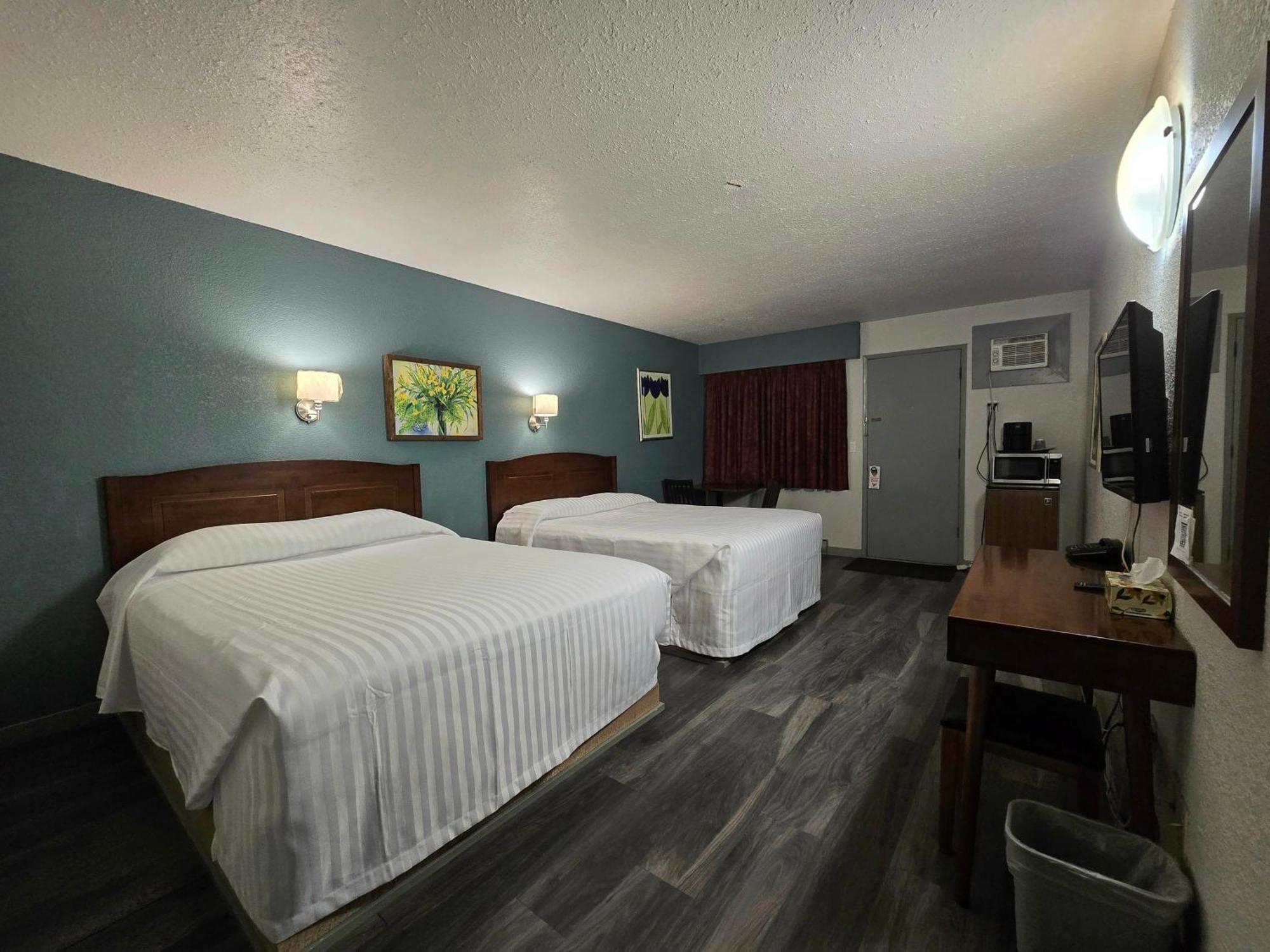 Alpine Inn Valemount Luaran gambar