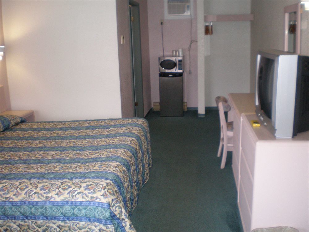 Alpine Inn Valemount Luaran gambar