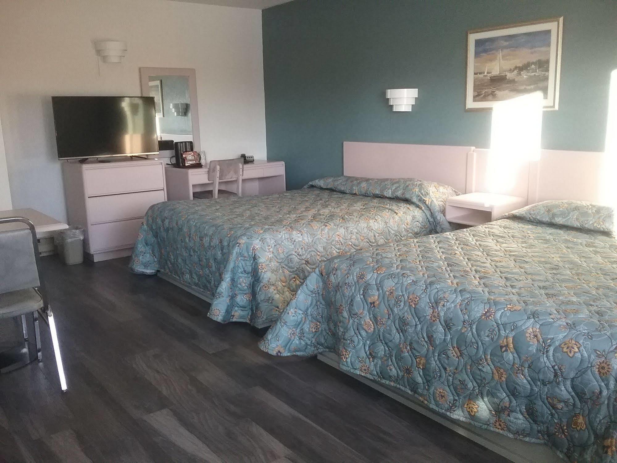 Alpine Inn Valemount Luaran gambar