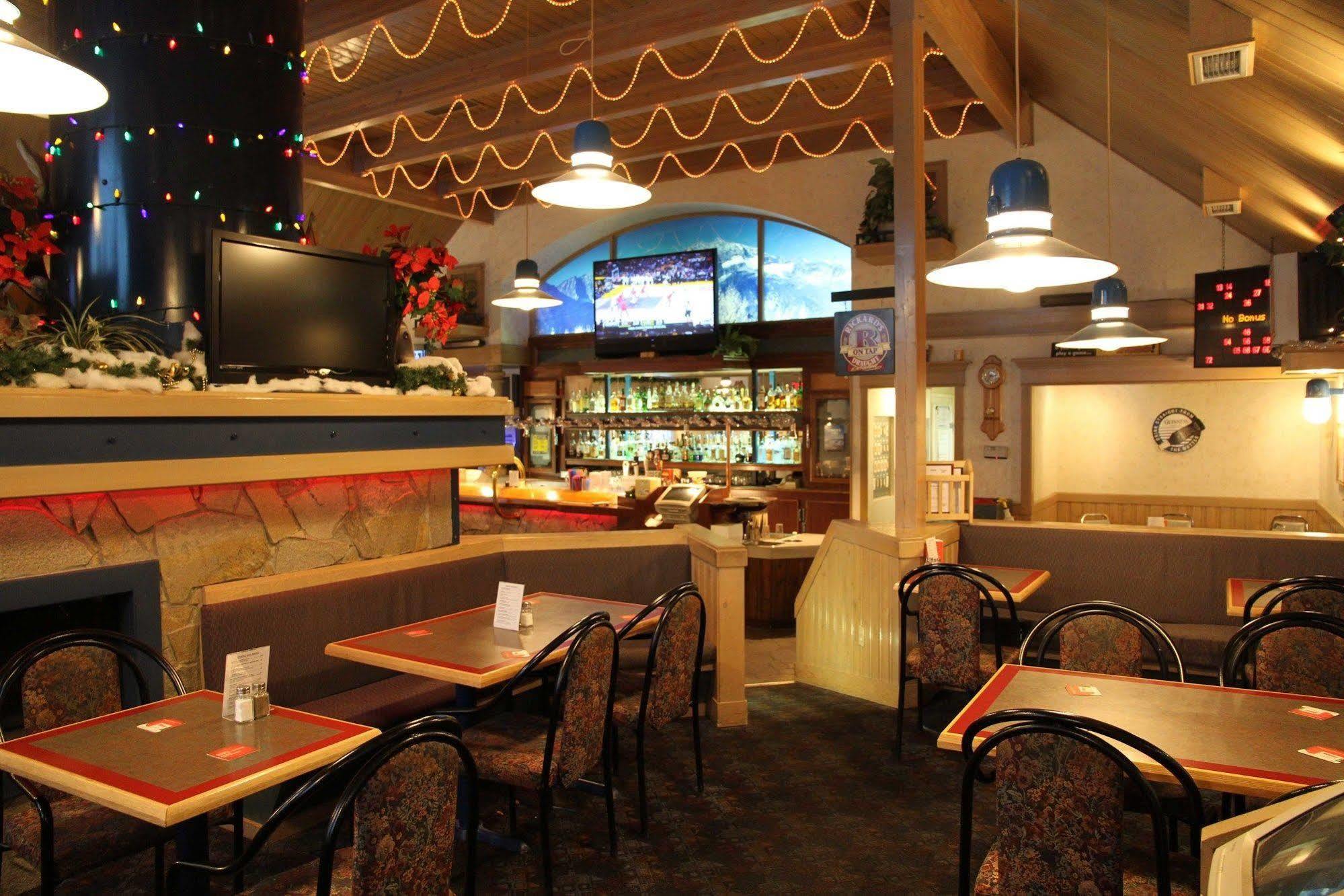 Alpine Inn Valemount Luaran gambar