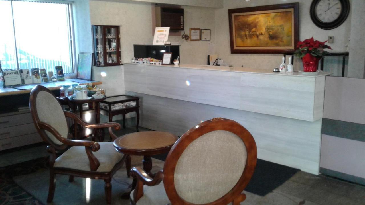 Alpine Inn Valemount Luaran gambar